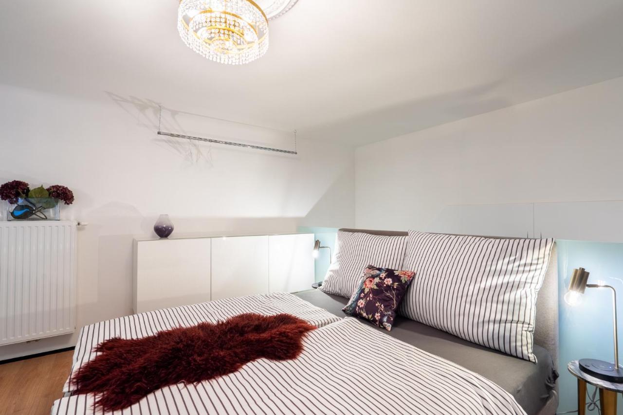 The Kiss - Luxurioeses City Loft Am Naschmarkt Виена Екстериор снимка