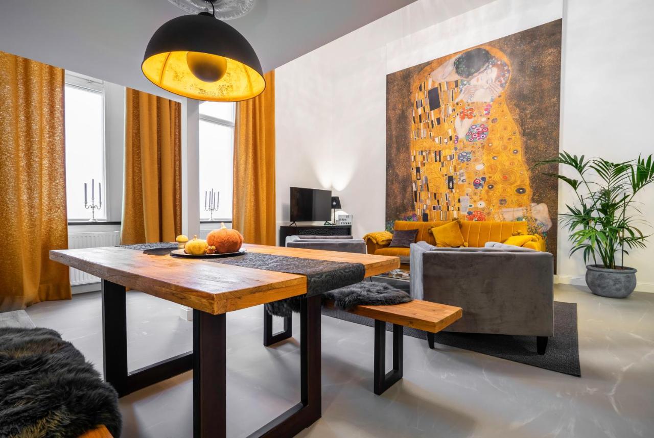 The Kiss - Luxurioeses City Loft Am Naschmarkt Виена Екстериор снимка
