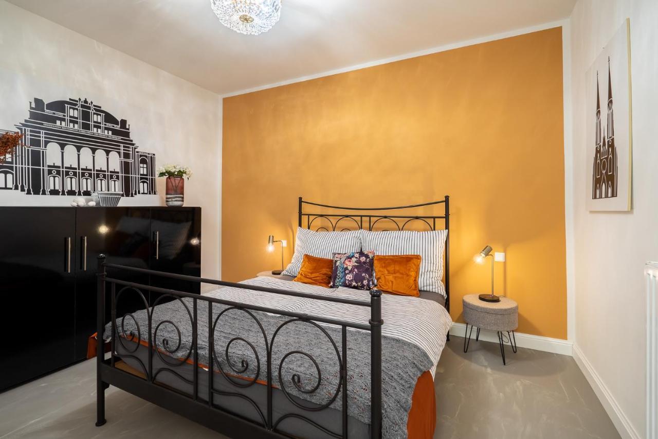 The Kiss - Luxurioeses City Loft Am Naschmarkt Виена Екстериор снимка